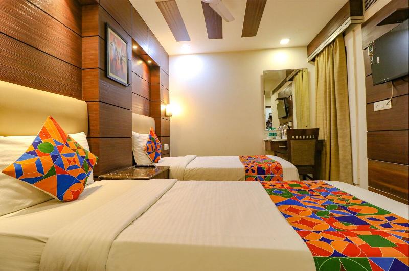 Fabhotel Admire Suites image