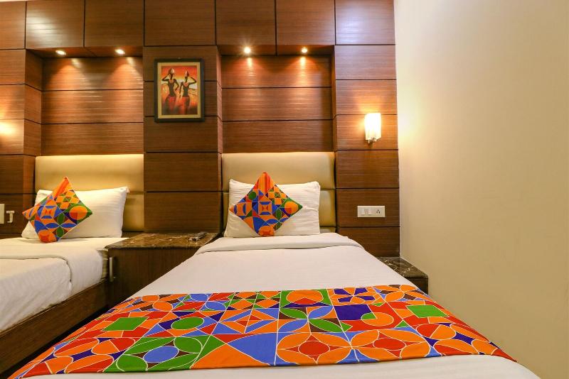 Fabhotel Admire Suites image