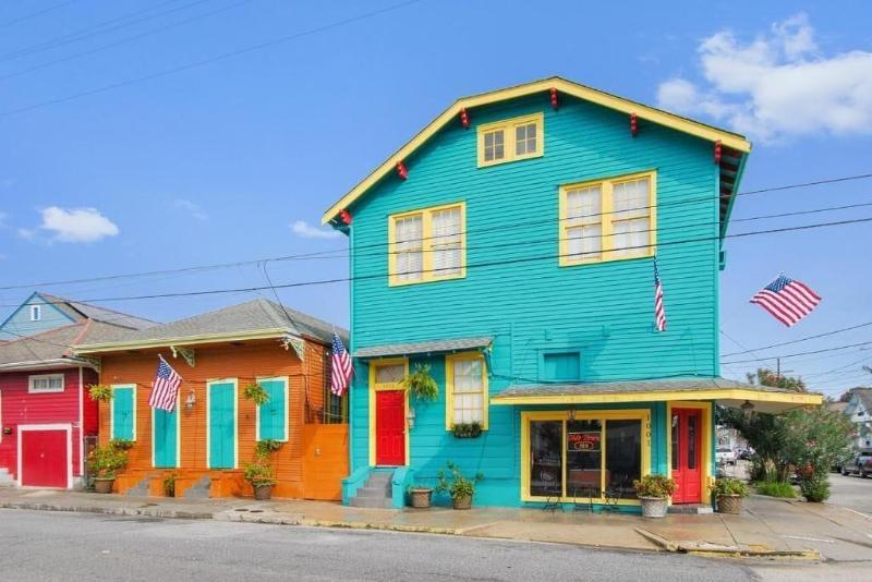 Historic Mardi Gras Inn image