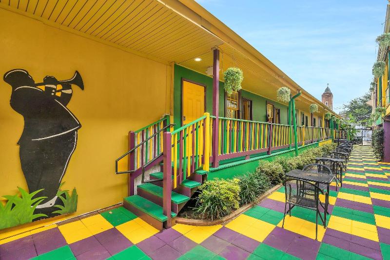 Historic Mardi Gras Inn image