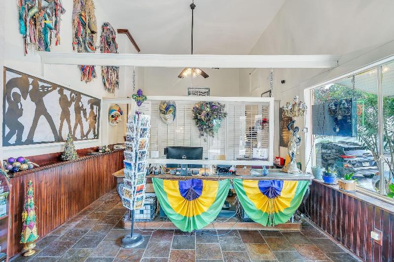 Historic Mardi Gras Inn image