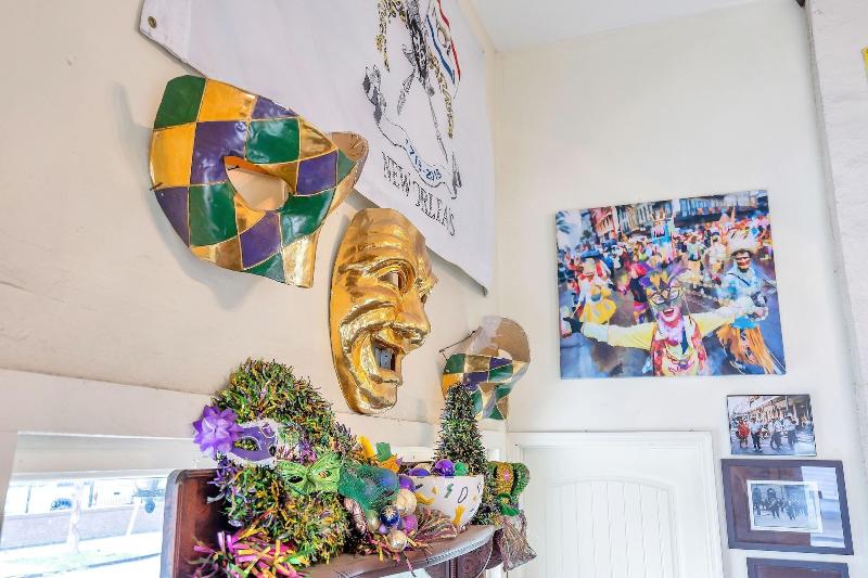 Historic Mardi Gras Inn image