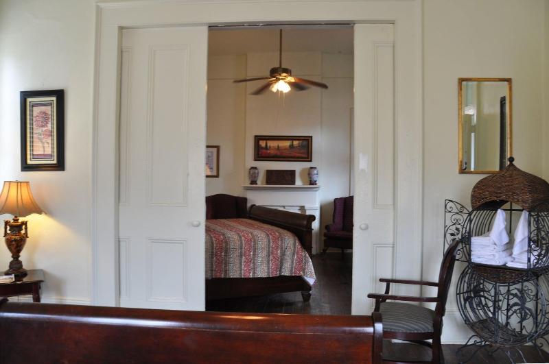 Historic Mardi Gras Inn image