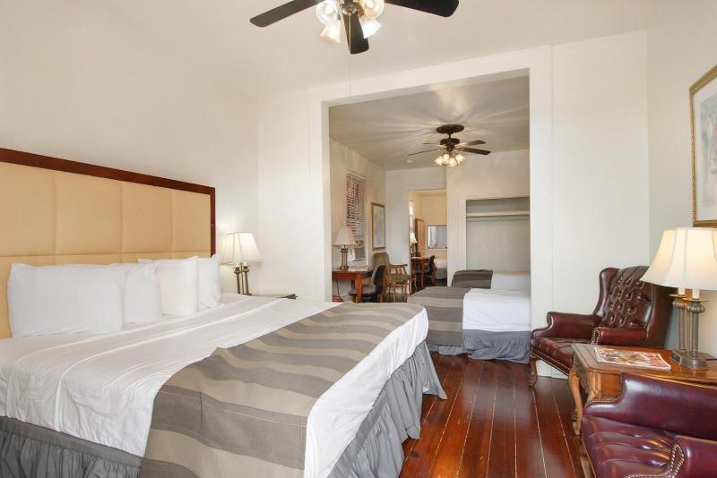 Historic Mardi Gras Inn image