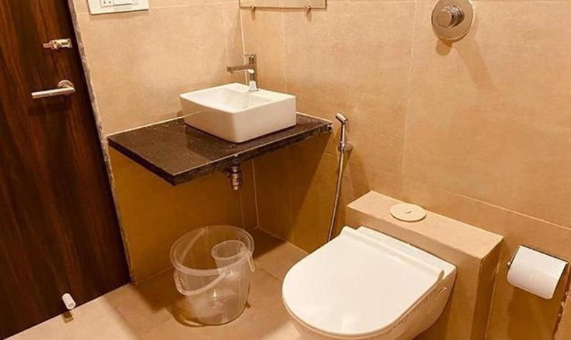 Fabhotel Vertigo Suite image