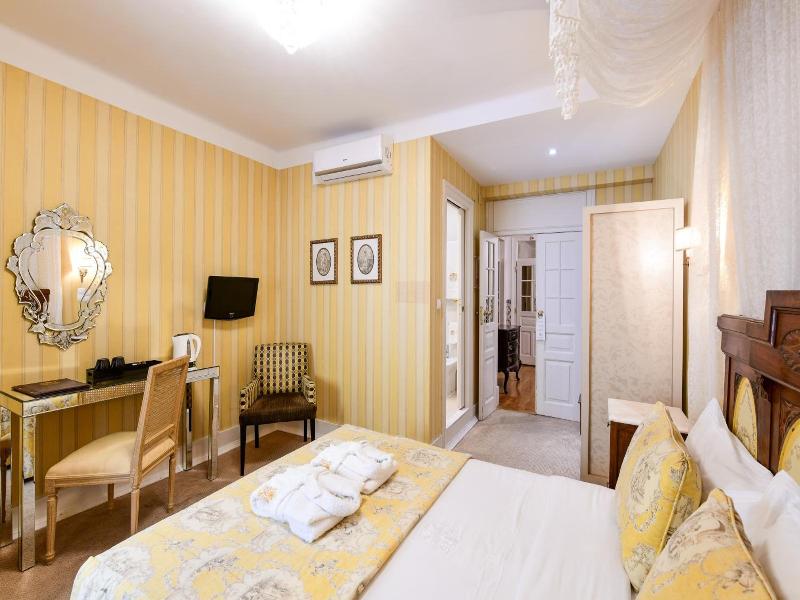 Casa De Sao Mamede Hotel image