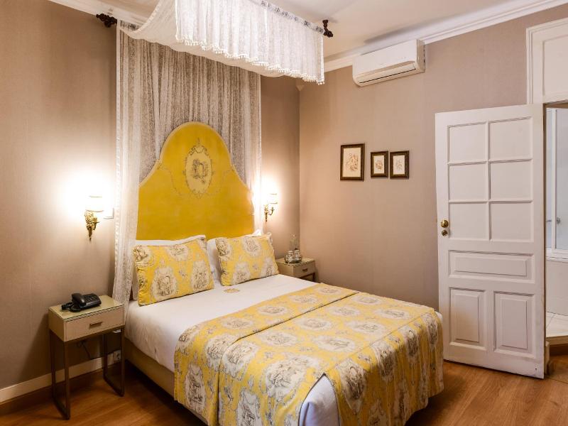 Casa De Sao Mamede Hotel image