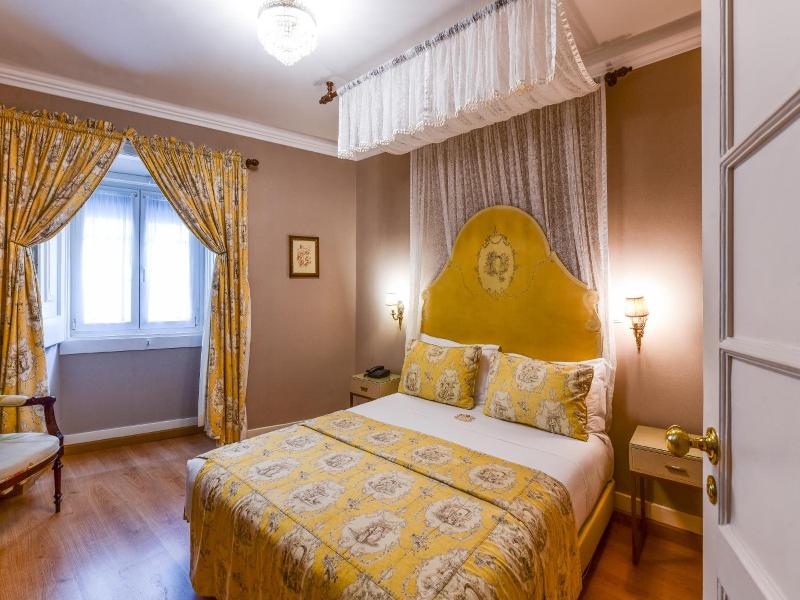 Casa De Sao Mamede Hotel image