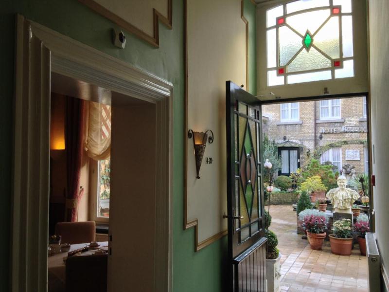 Hotel Botticelli image