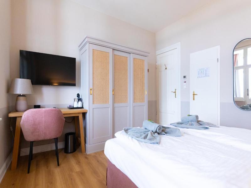Hotel Germania image