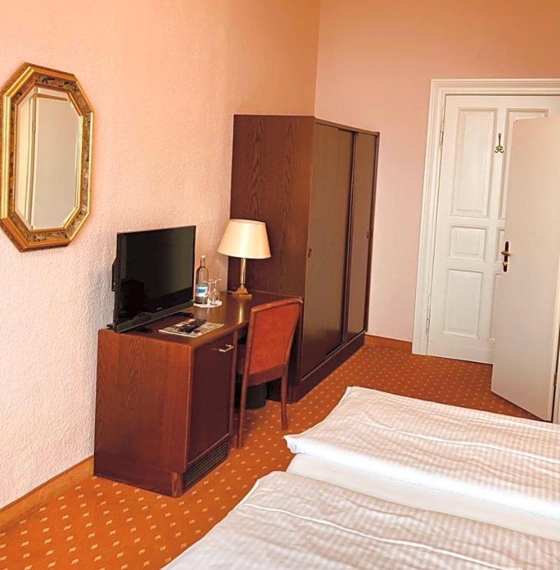 Hotel Germania image