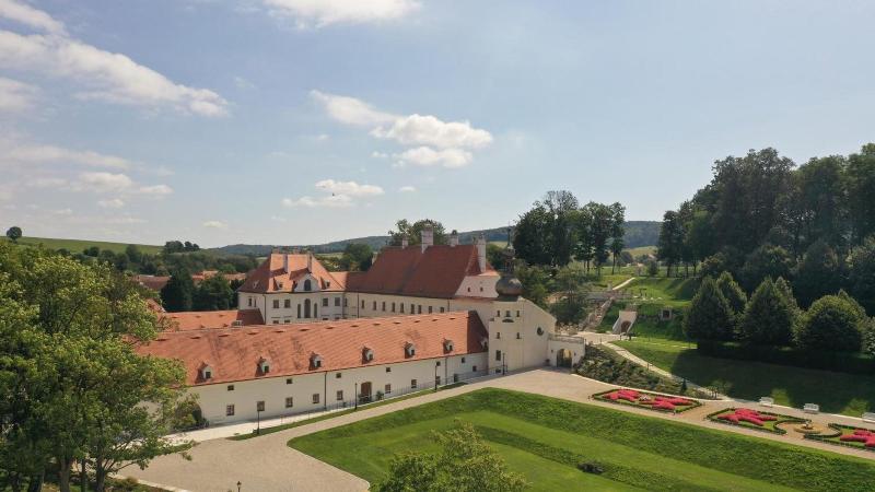 Schloss Thalheim image