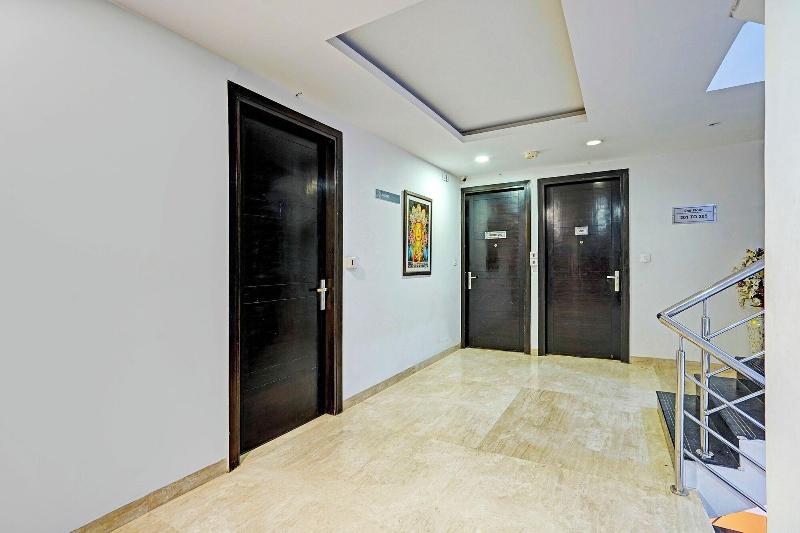Fabhotel Galaxy image
