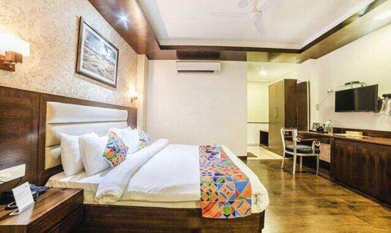 Fabhotel Galaxy image
