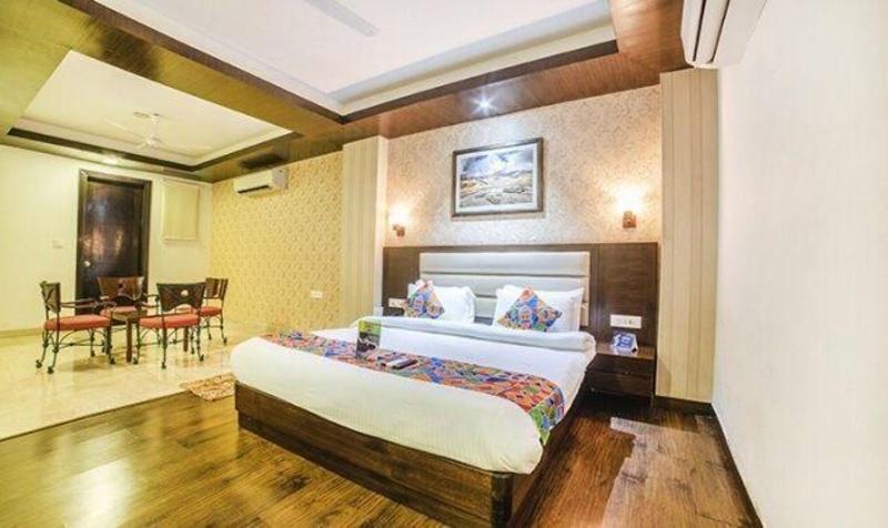 Fabhotel Galaxy image