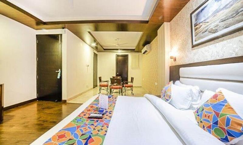 Fabhotel Galaxy image