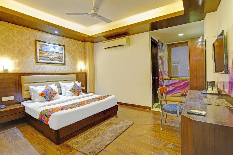 Fabhotel Galaxy image