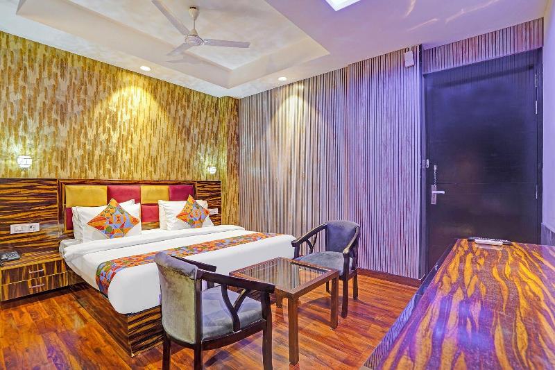 Fabhotel Galaxy image