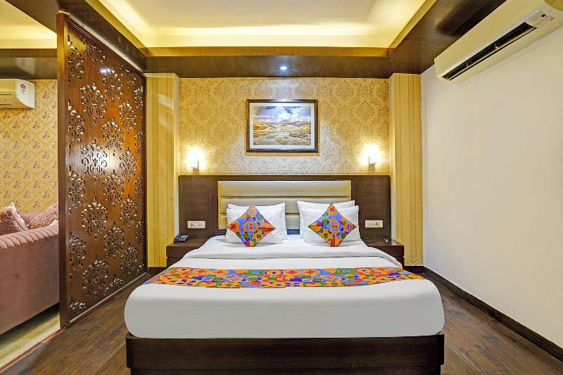 Fabhotel Galaxy image
