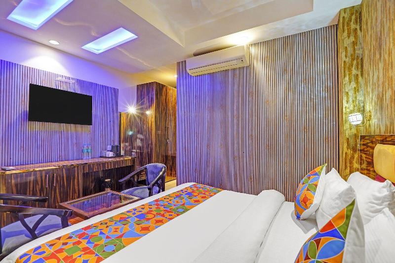 Fabhotel Galaxy image