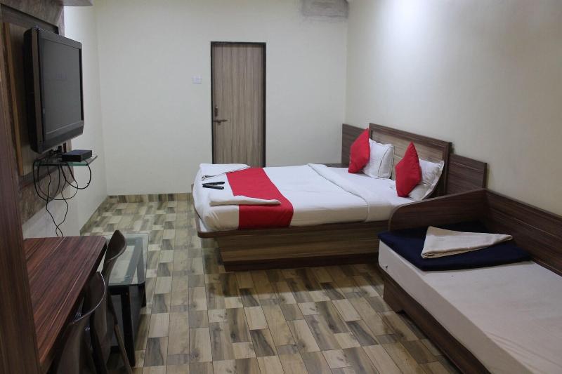 Hotel Mukesh Residency image