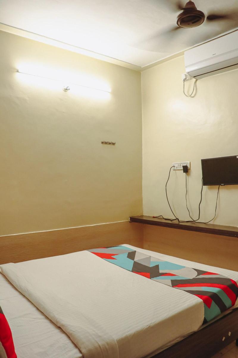 Hotel Mukesh Residency image