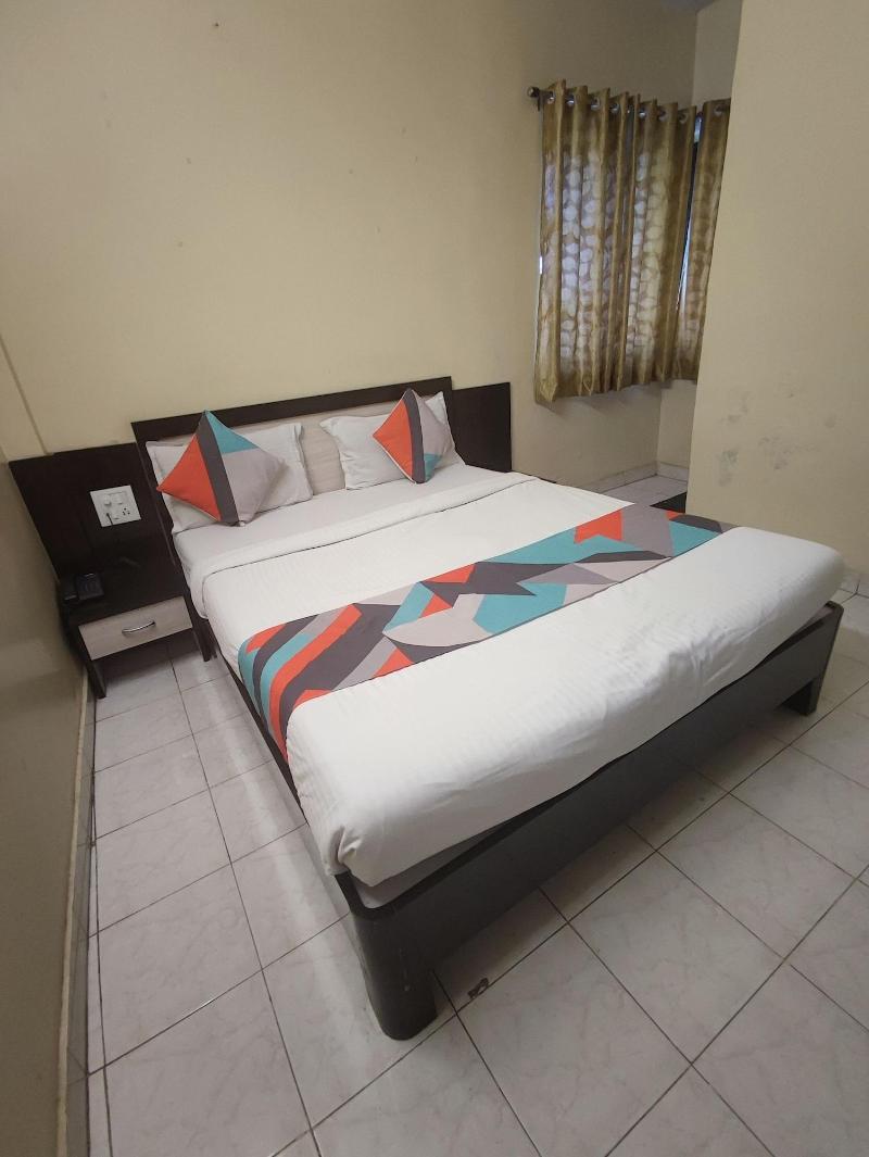 Hotel Mukesh Residency image