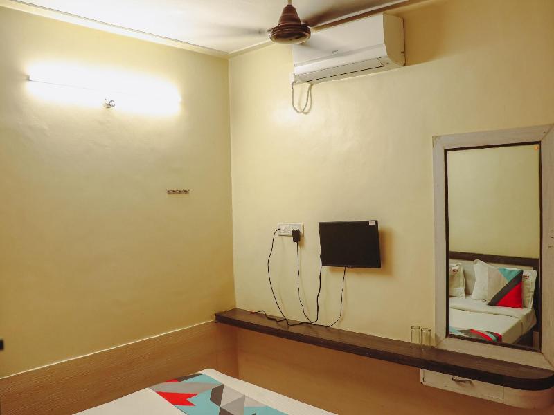 Hotel Mukesh Residency image