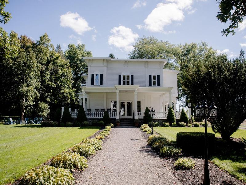 John Joseph Inn