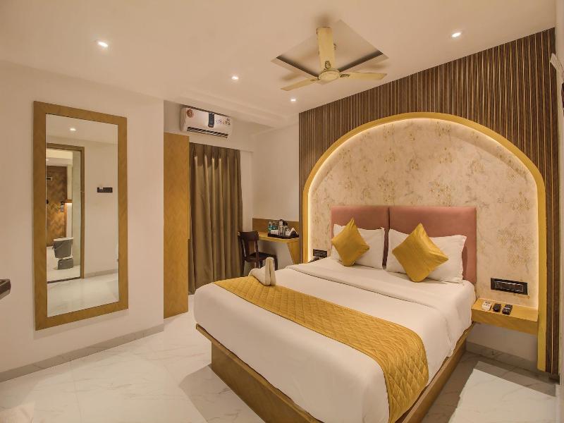 Hotel Malad Inn image