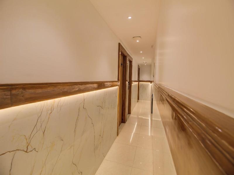 Hotel Malad Inn image