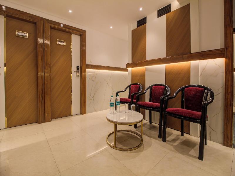 Hotel Malad Inn image