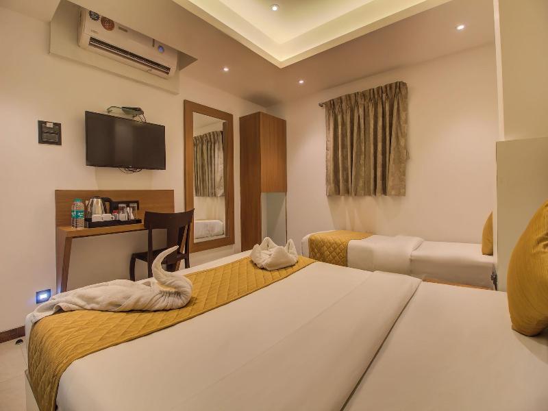 Hotel Malad Inn image