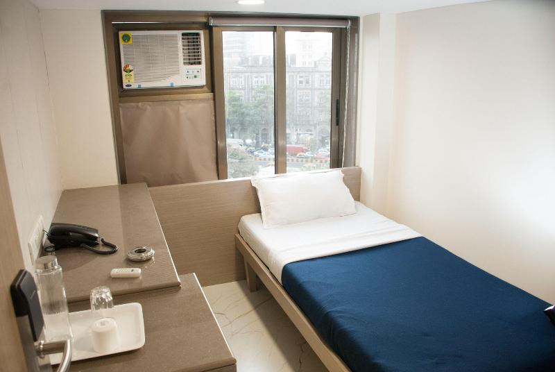 City Hotel image