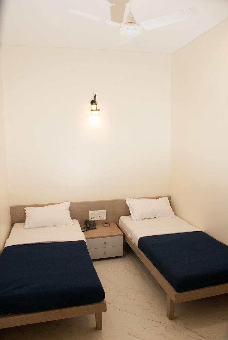 City Hotel image
