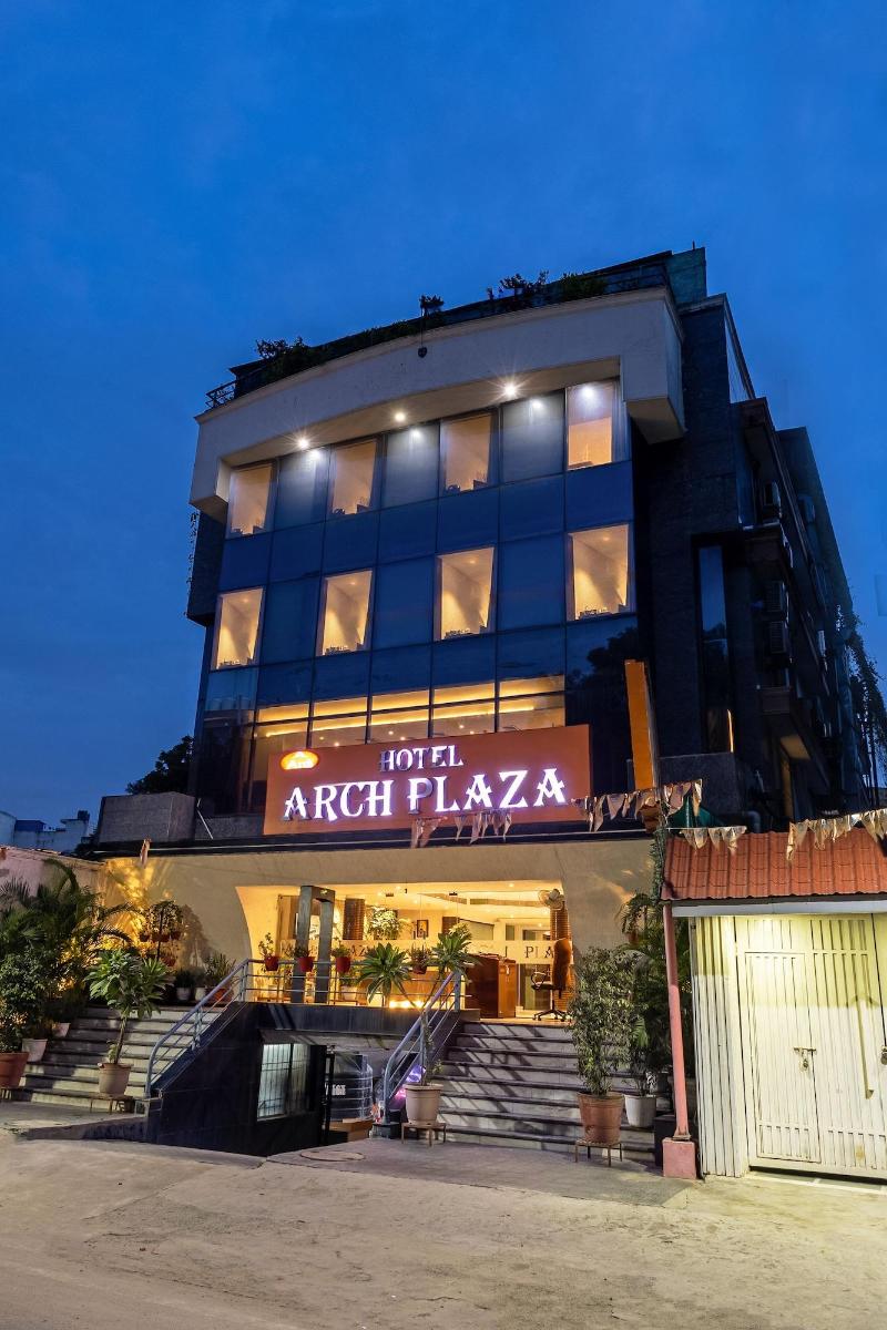Hotel Arch  image