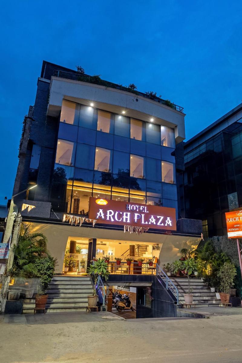 Hotel Arch  image