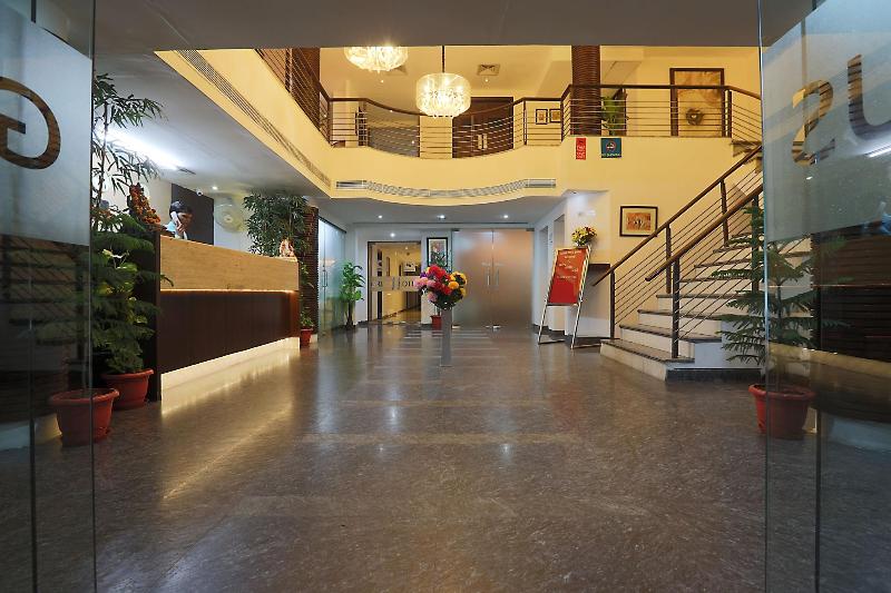 Hotel Arch  image