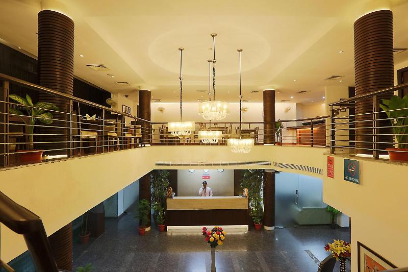 Hotel Arch  image