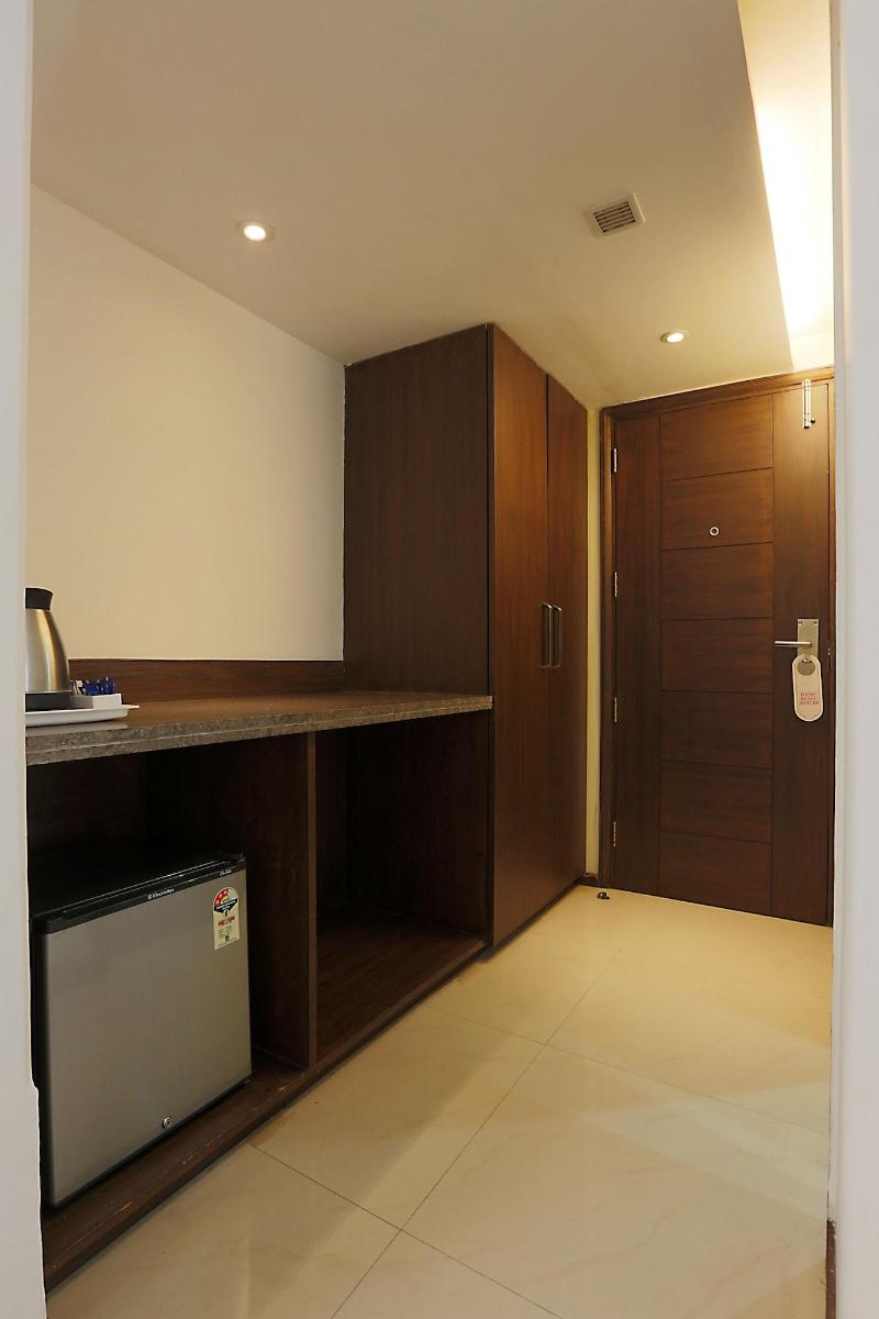 Hotel Arch  image