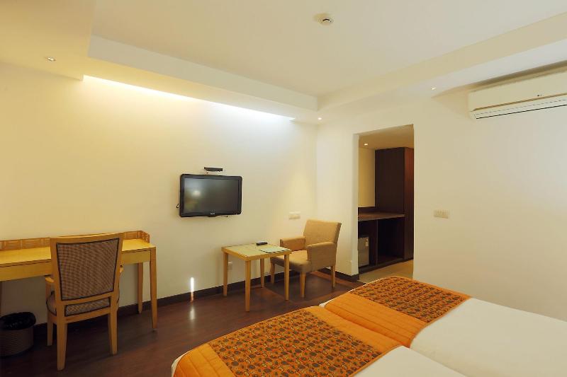 Hotel Arch  image