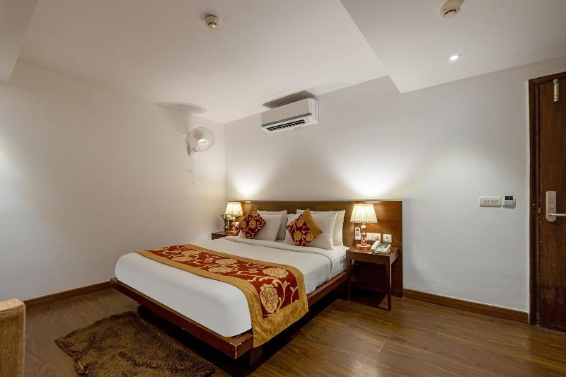 Hotel Arch  image