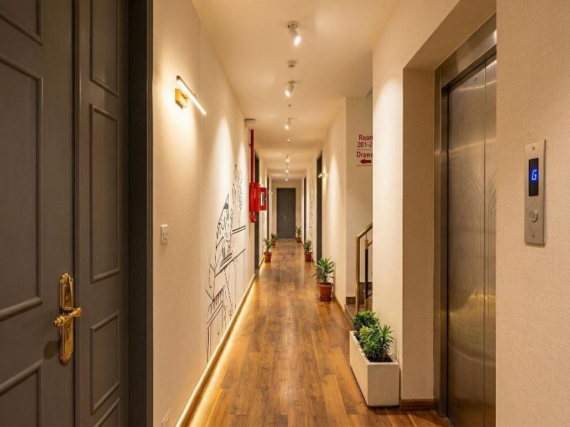 Hotel Grand Tashree image
