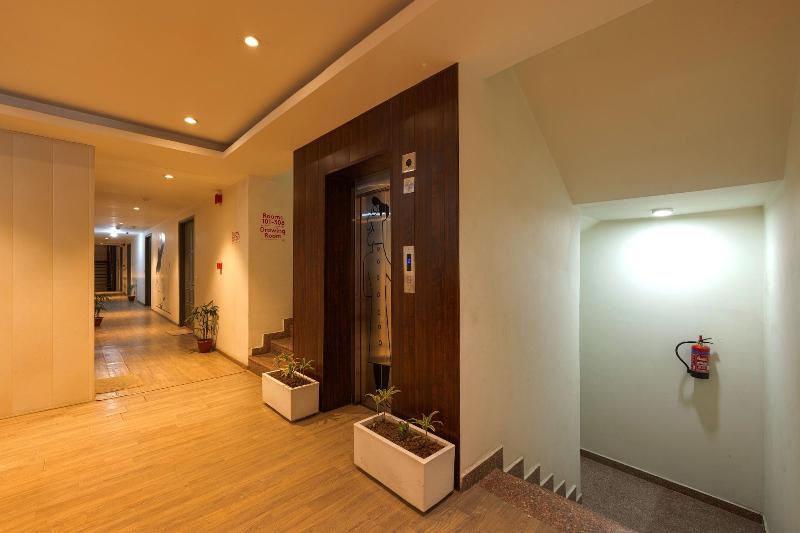 Hotel Grand Tashree image