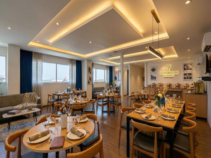 Hotel Grand Tashree image