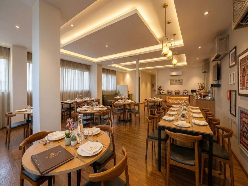 Hotel Grand Tashree image