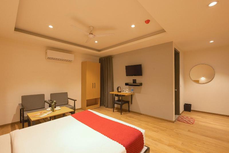 Hotel Grand Tashree image