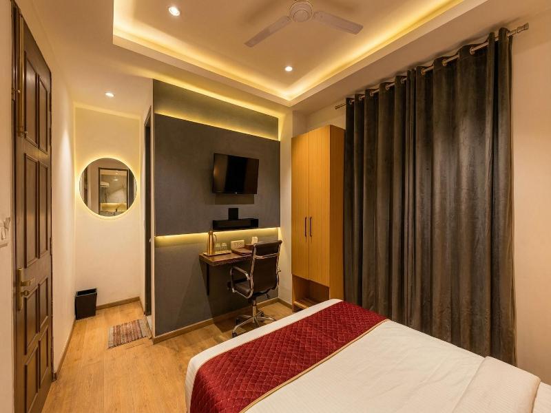 Hotel Grand Tashree image