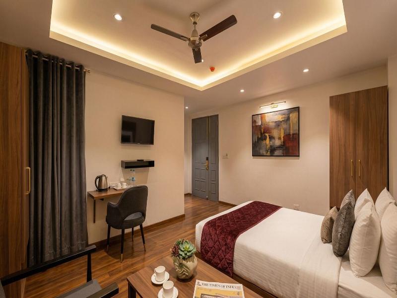 Hotel Grand Tashree image