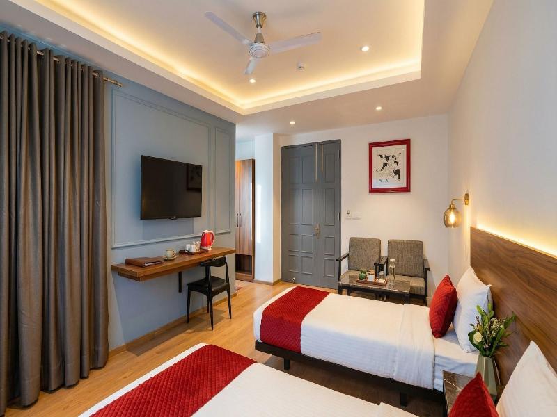 Hotel Grand Tashree image
